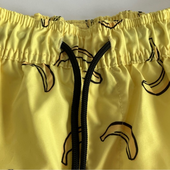 H&M men's swim trunks - banana pattern, size Medium, NWOT - Picture 2 of 5